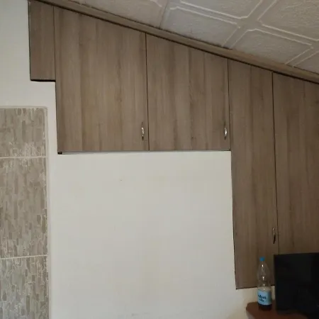 Apartment Small Private Bathroom Wi-fi *