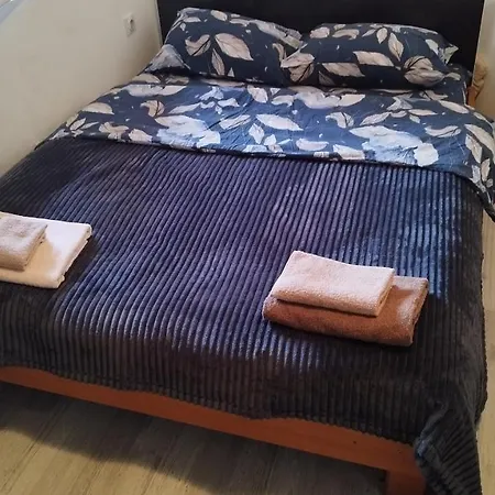 Lägenhet Small Private Bathroom Wi-fi *