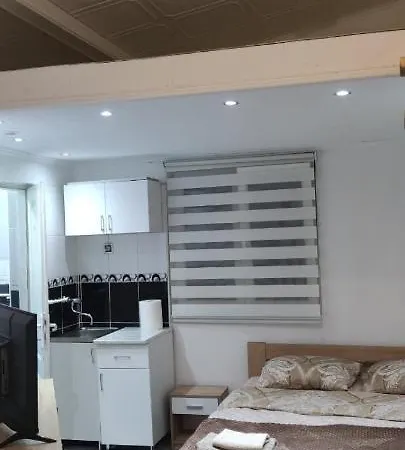 Apartment Small Private Bathroom Wi-fi *