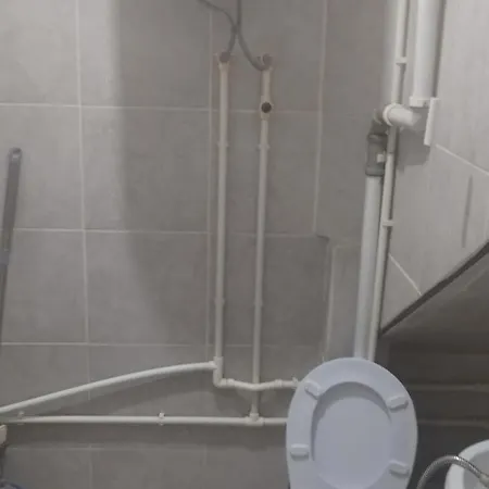 Small Private Bathroom Wi-fi * Belgrad