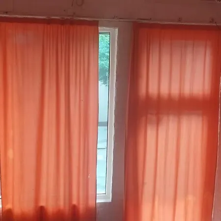 Apartment Small Private Bathroom Wi-fi