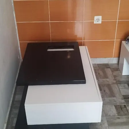 Apartment Small Private Bathroom Wi-fi